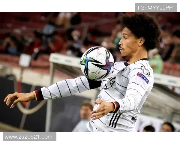 足球明星卢瓦萨内的辉煌历程与未来展望分析